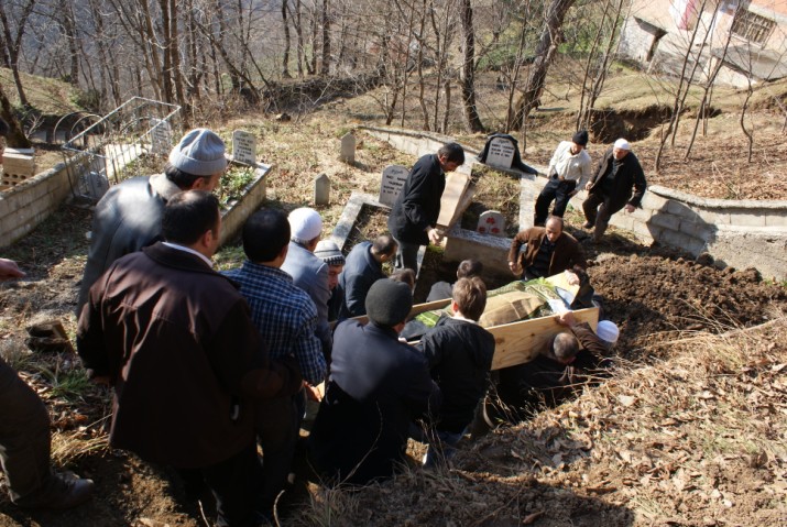 Resmi büyük olarak görebilmek için tıklayınız