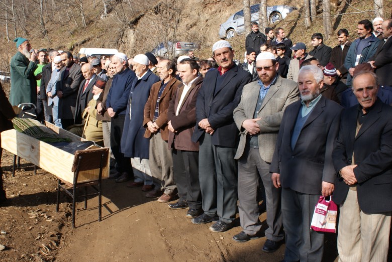 Resmi büyük olarak görebilmek için tıklayınız