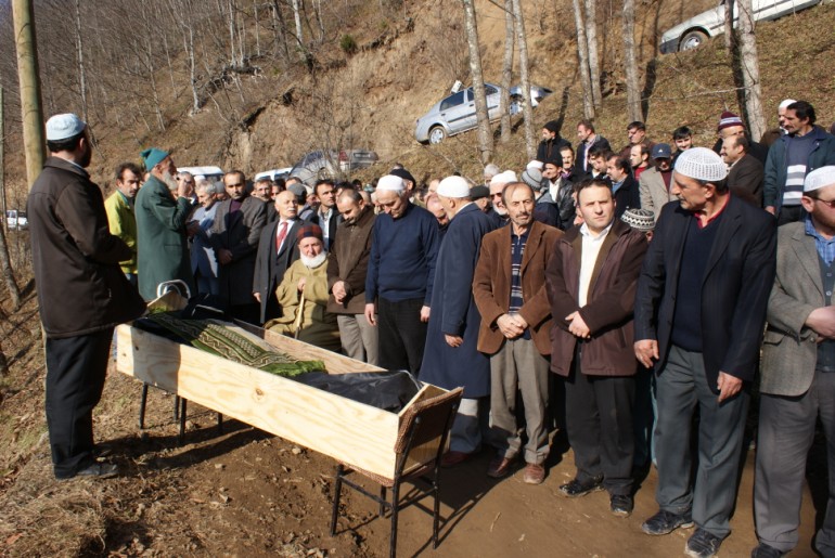 Resmi büyük olarak görebilmek için tıklayınız