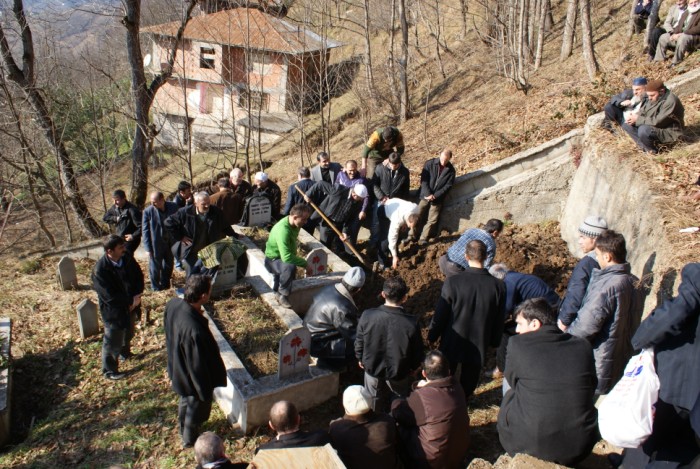 Resmi büyük olarak görebilmek için tıklayınız