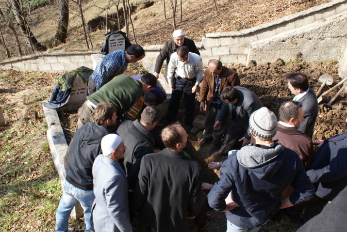 Resmi büyük olarak görebilmek için tıklayınız