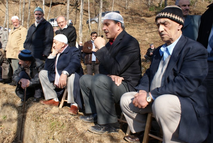 Resmi büyük olarak görebilmek için tıklayınız