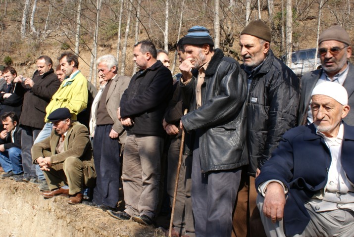 Resmi büyük olarak görebilmek için tıklayınız