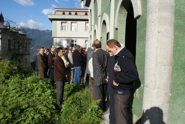 Resmi büyük olarak görebilmek için tıklayınız
